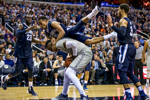 Learn to photograph college basketball